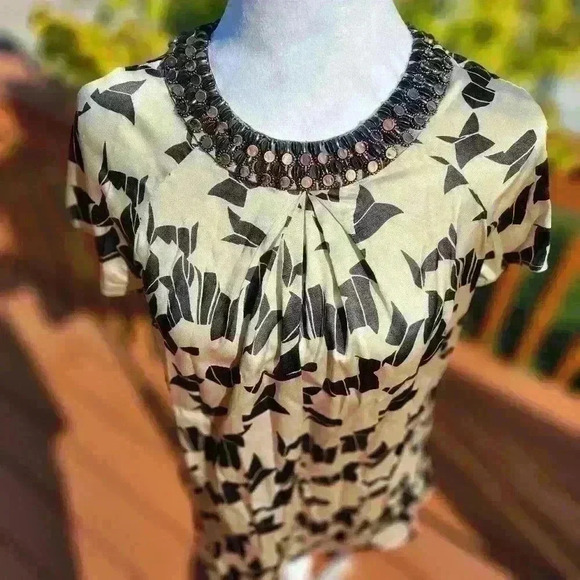 ETRO Italy Silk Champagne Blouse Beaded Collar With Black & Bronze Hardware US 8 - Picture 4 of 9